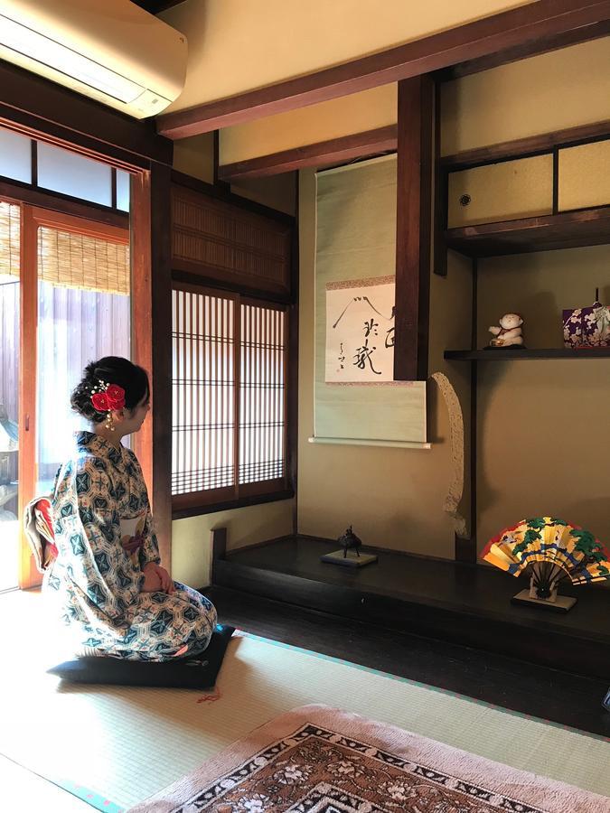 Naokonoza Tsubakitei Kyotoeki * Kyōto